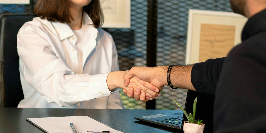 Overseas Product Sales Manager